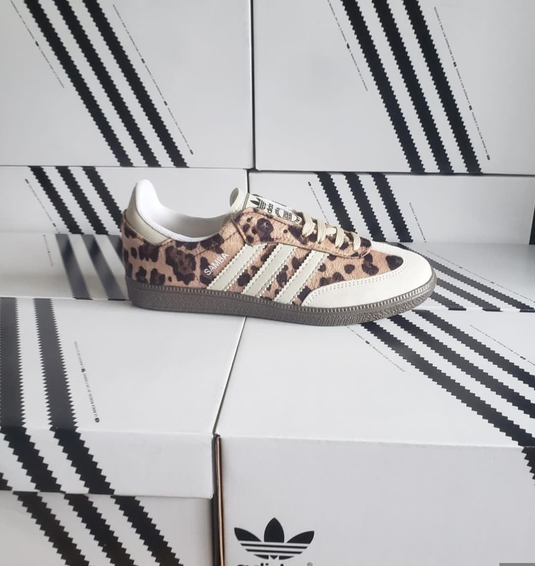 Adidas samba leopardo novedad - Imagen 1