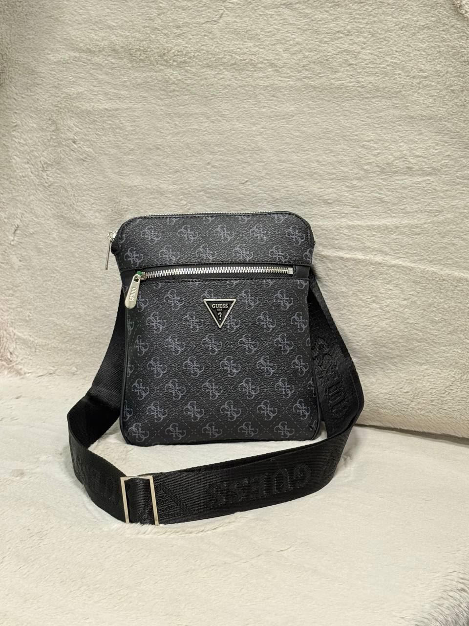 Bandolera Guess de hombre - Imagen 5
