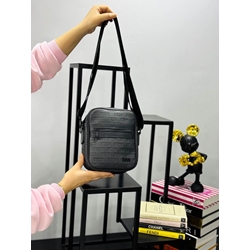 Bandolera Hugo Boss - Imagen 1