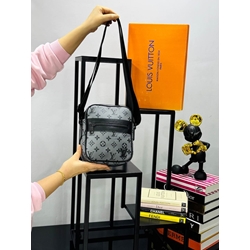 Bandolera Louis Vuitton de hombre - Imagen 2