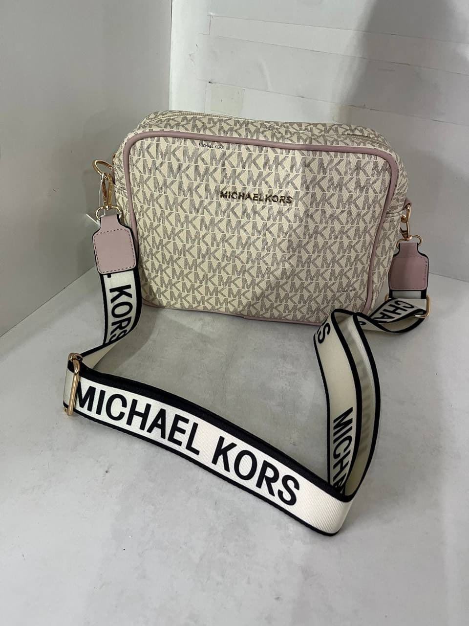 Bandolera Michael Kors - Imagen 6