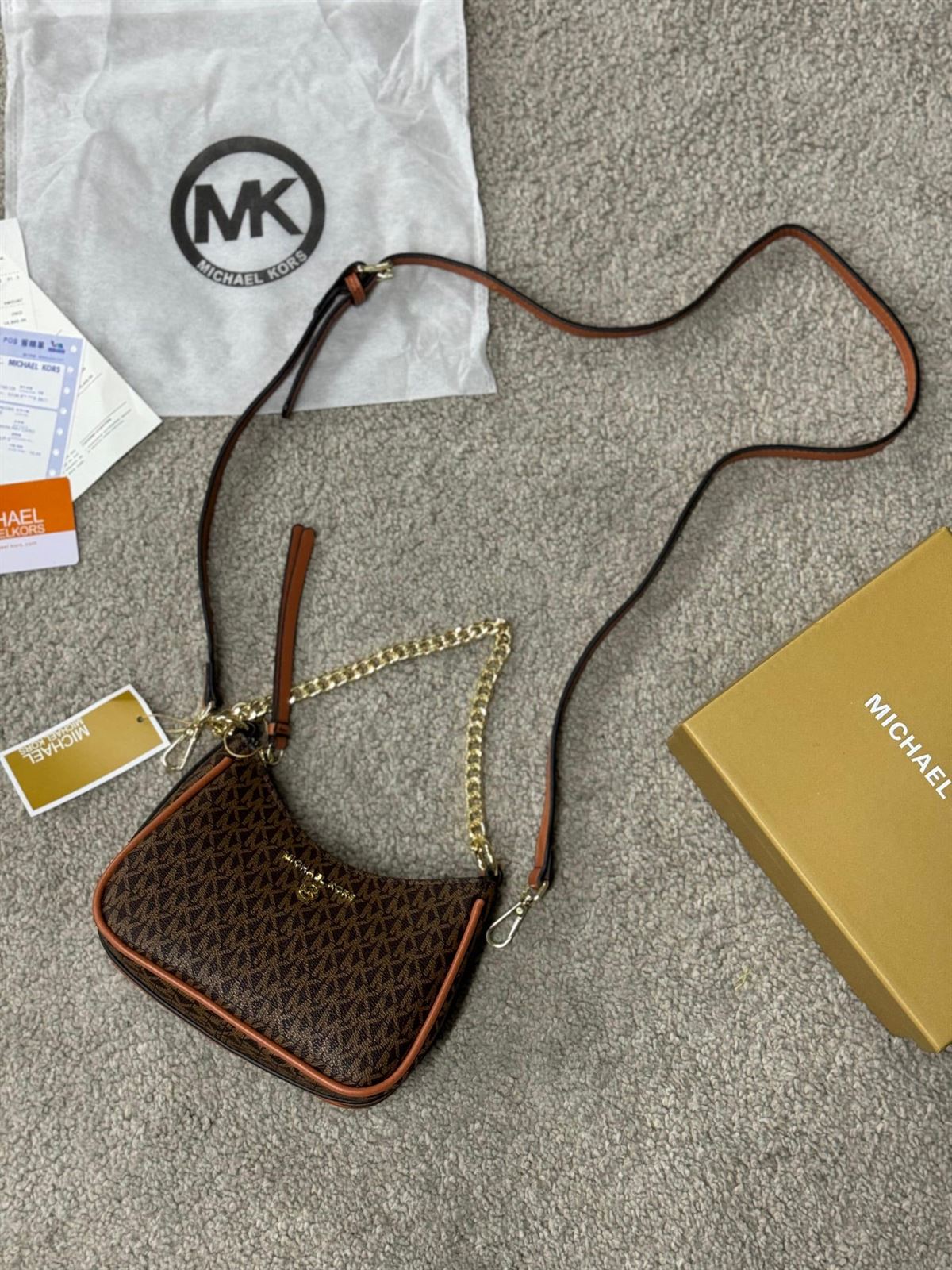 Bolsito Michael Kors - Imagen 1