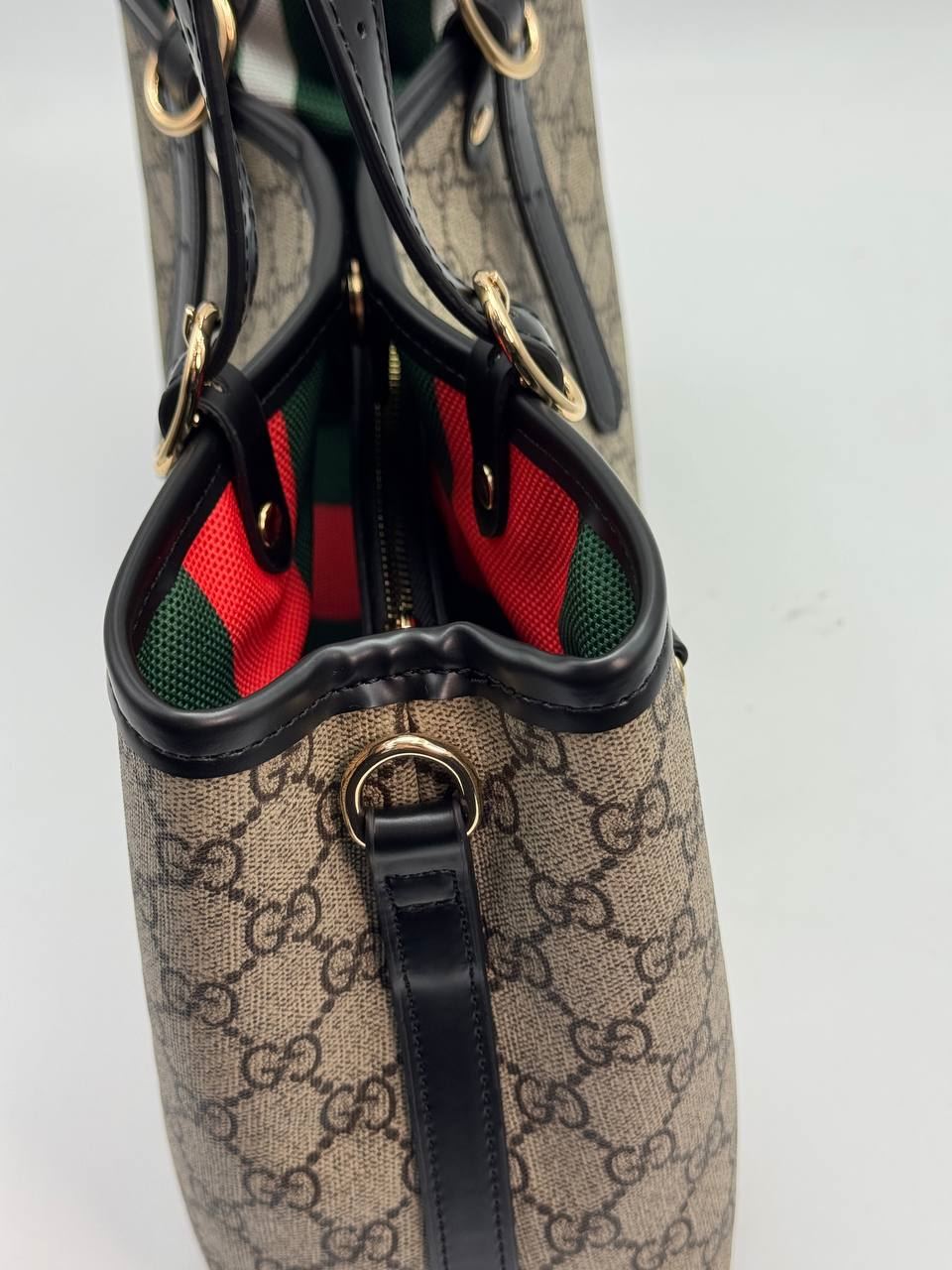 Bolso amplio de Gucci - Imagen 8