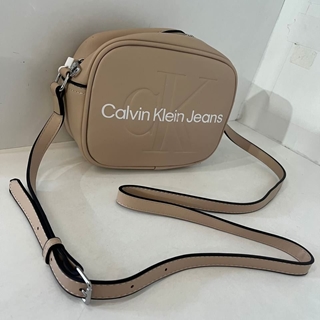 Bolso bandolera Calvin Klein jeans - Imagen 2