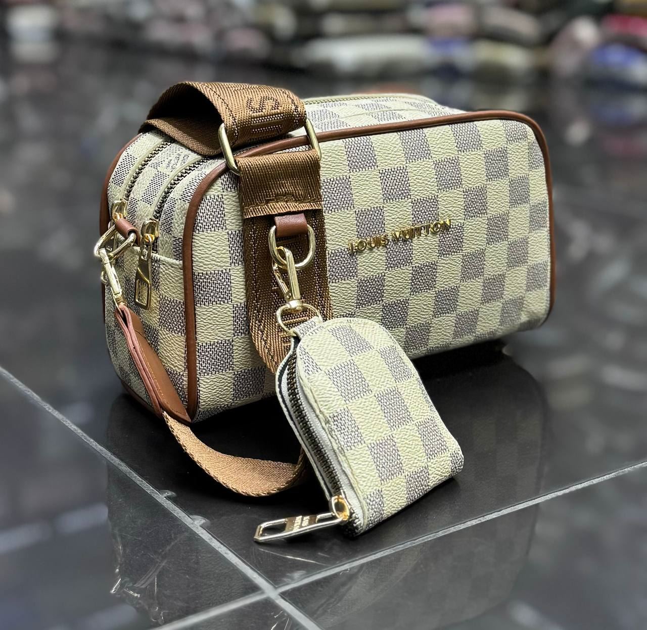 Bolso bandolera Louis vuitton de dos piezas - Imagen 1