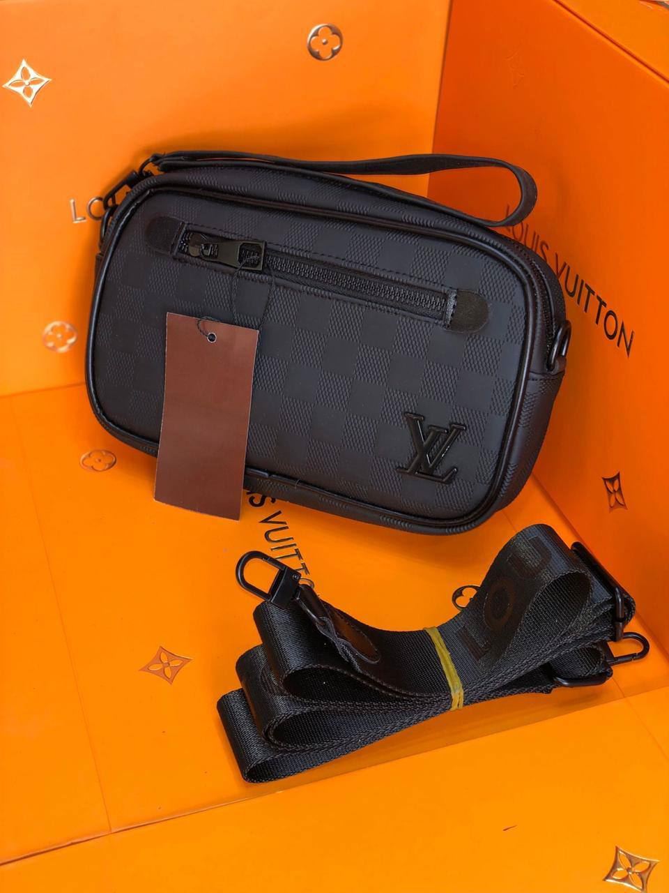 Bolso bandolera Louis Vuitton - Imagen 1