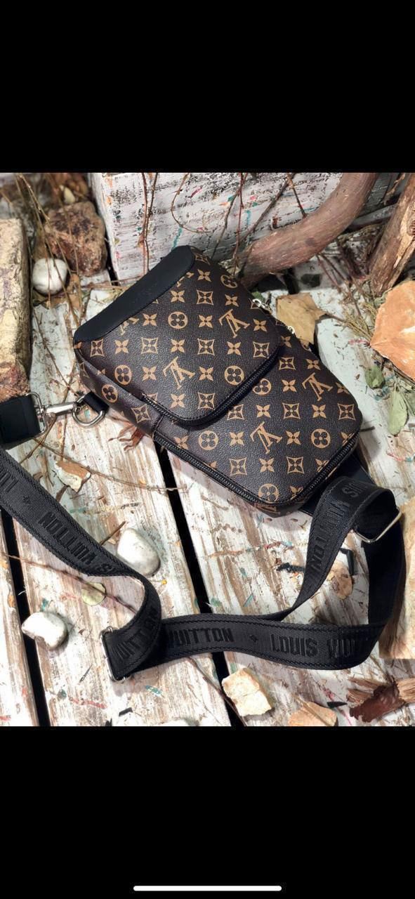 Bolso bandolera Louis Vuitton - Imagen 1