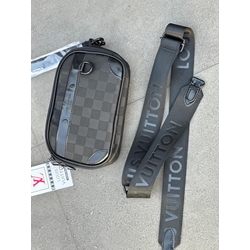 Bolso caballero Louis vuitton - Imagen 1