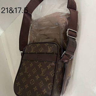 Bolso caballero Louis Vuitton - Imagen 1