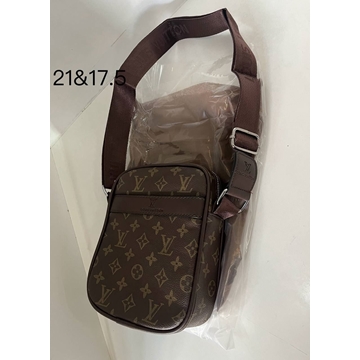 Bolso caballero Louis Vuitton - Imagen 1