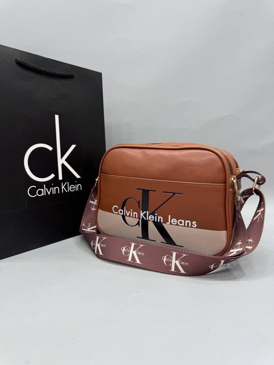 Bolso Calvin Klein mujer - Imagen 1