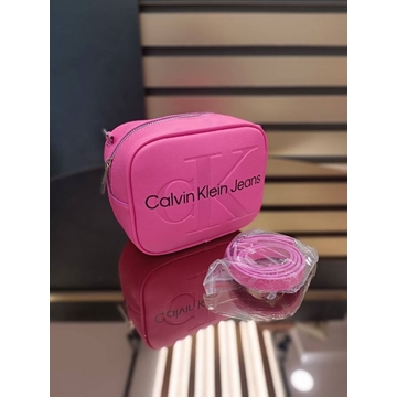 Bolso Calvin Klein relieve - Imagen 1