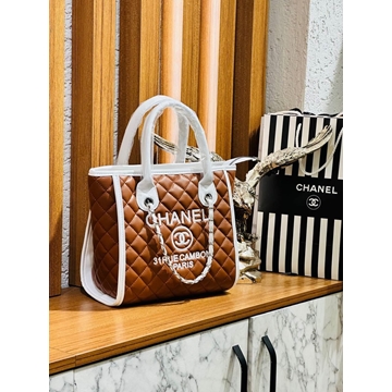 Bolso Chanel de polipiel - Imagen 1