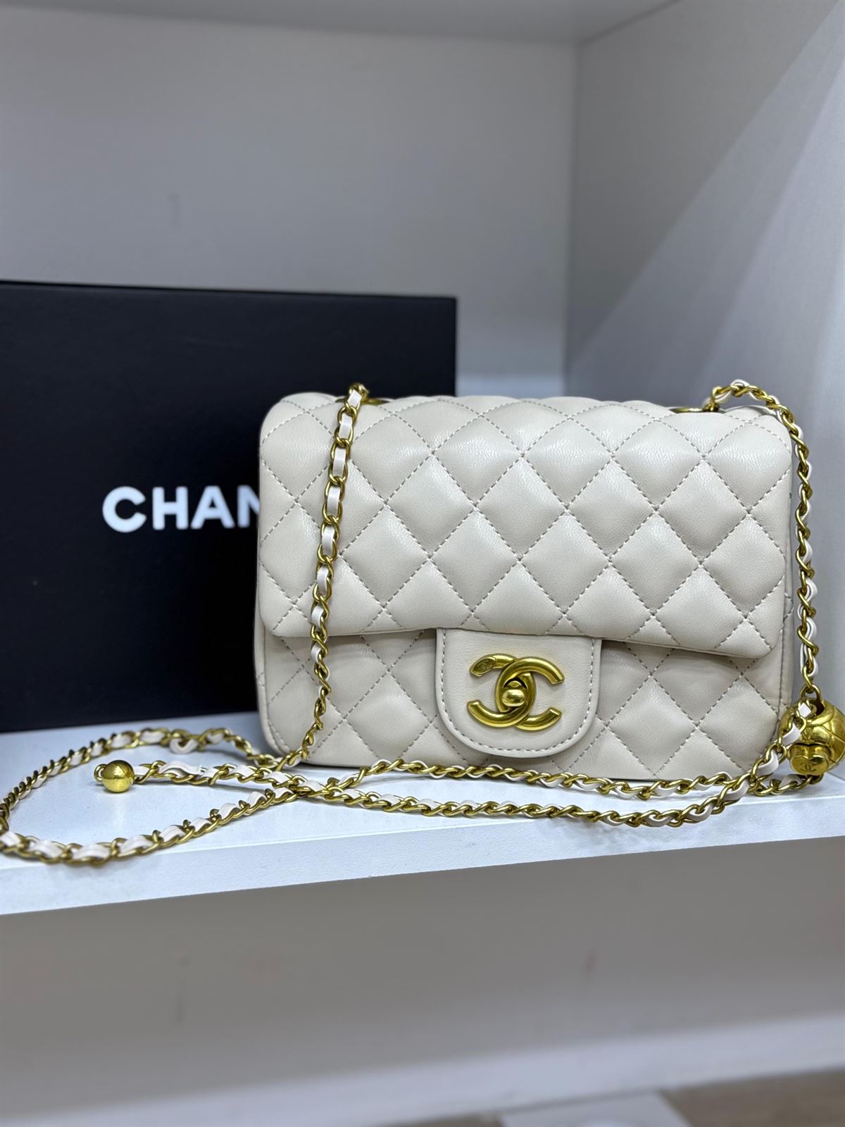 Bolso Chanel de polipiel - Imagen 1