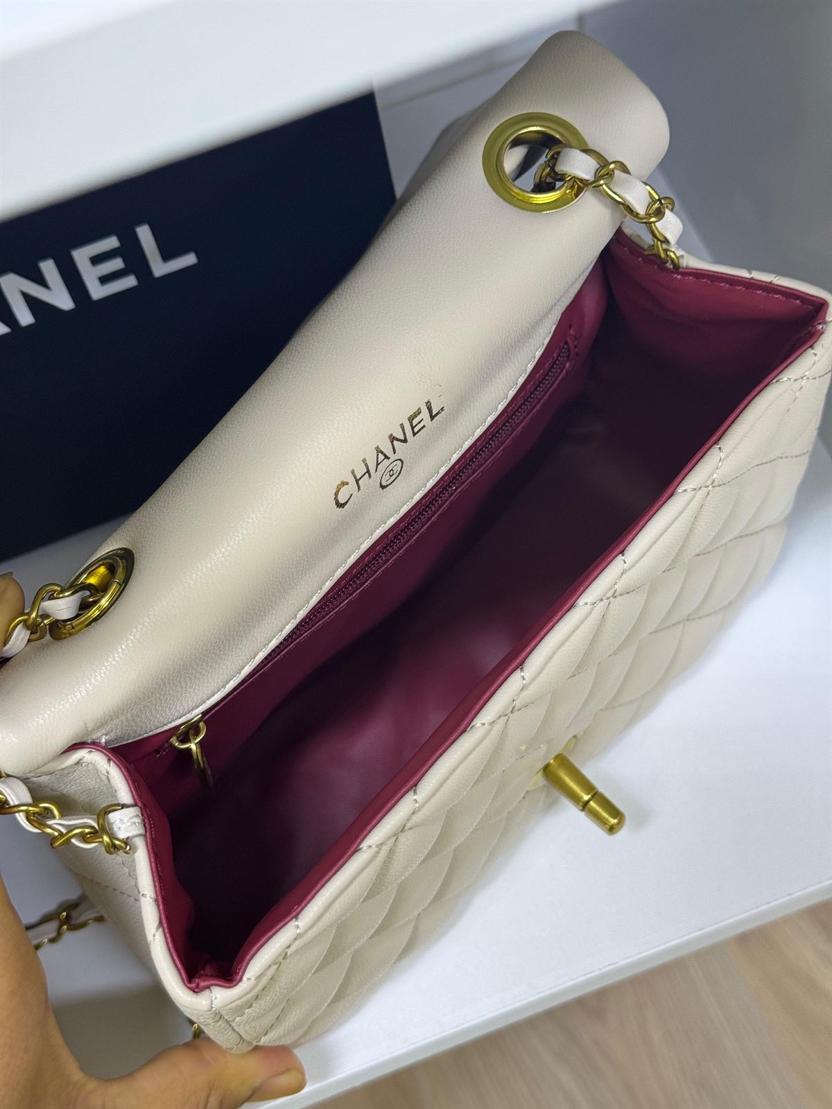 Bolso Chanel de polipiel - Imagen 6