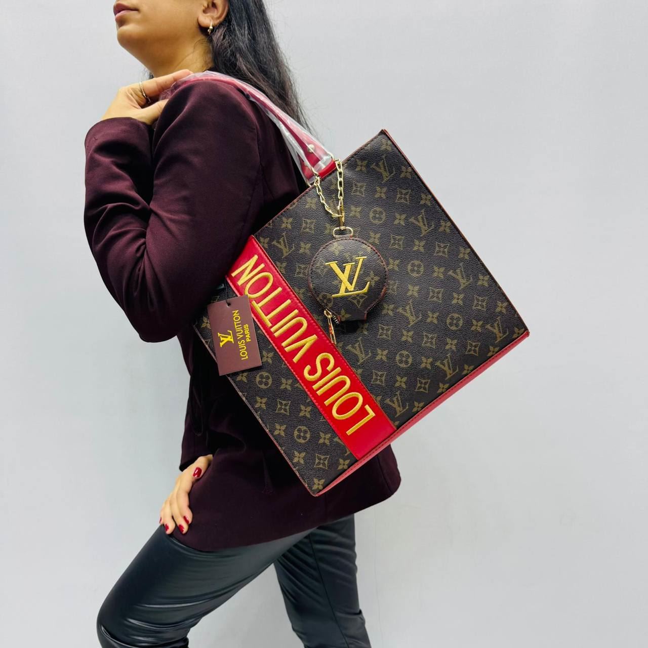 Bolso cuadrado Louis Vuitton - Imagen 5