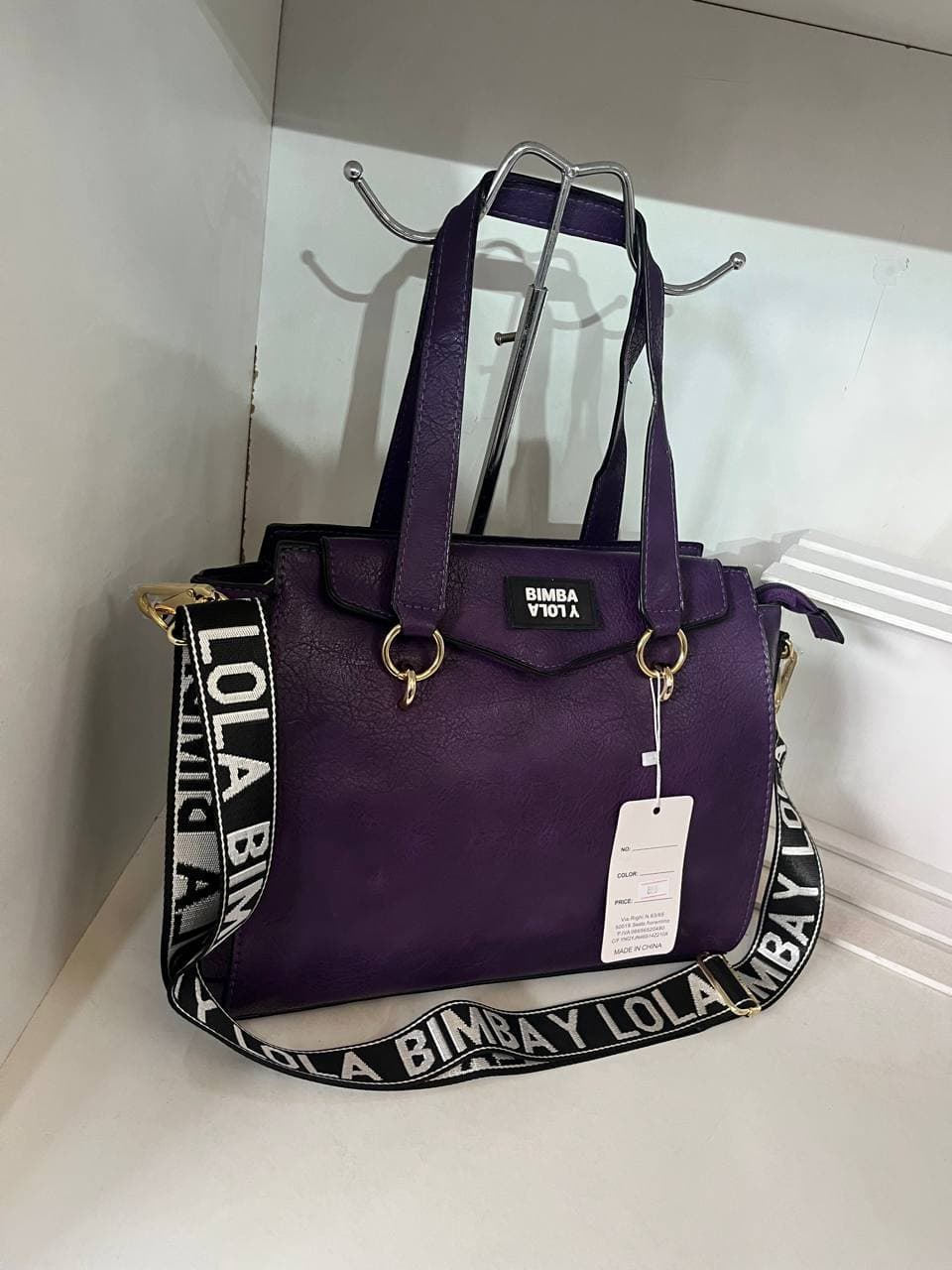 Bolso de bimba y lola con correa bordada - Imagen 1