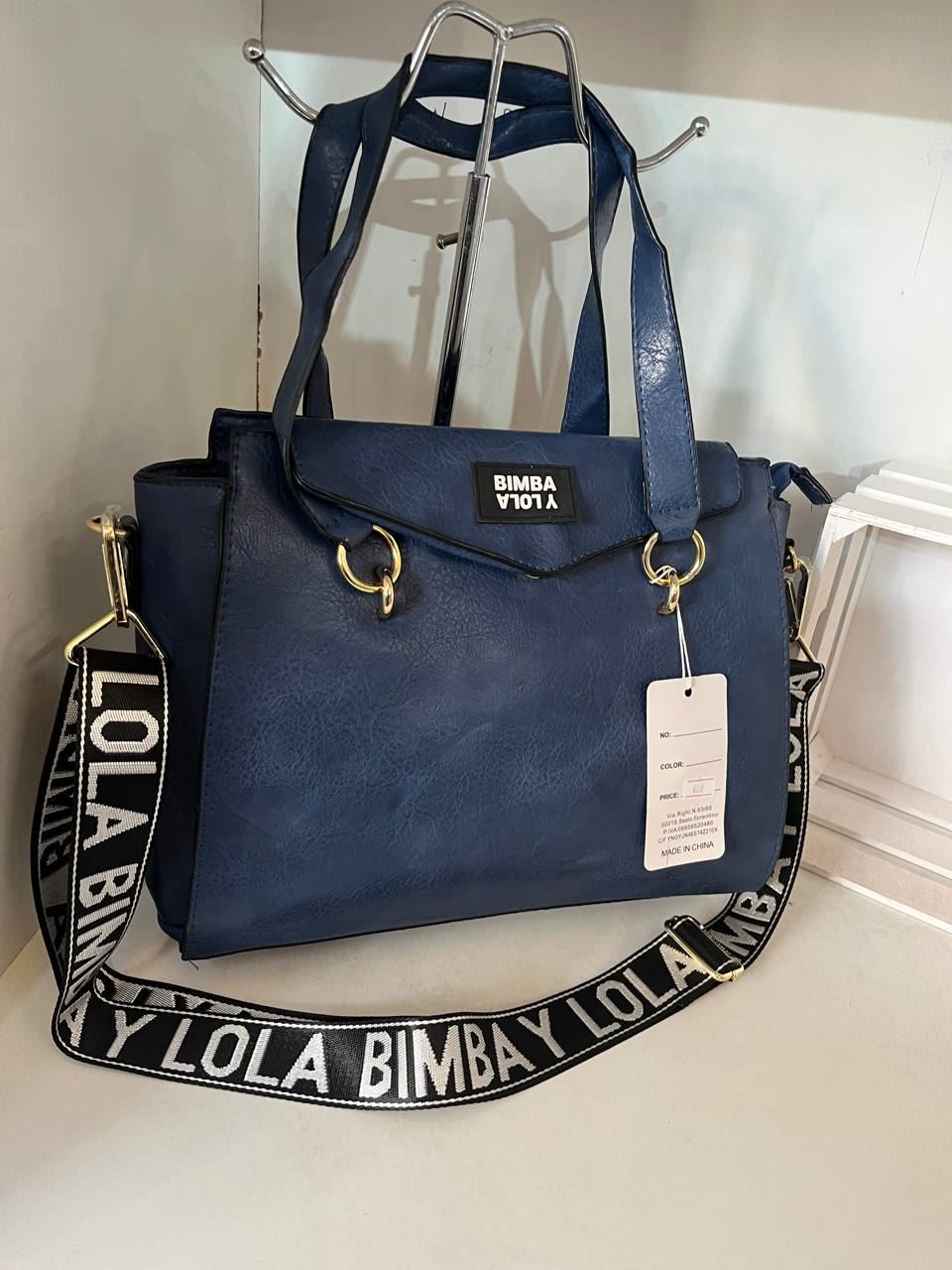 Bolso de bimba y lola con correa bordada - Imagen 3