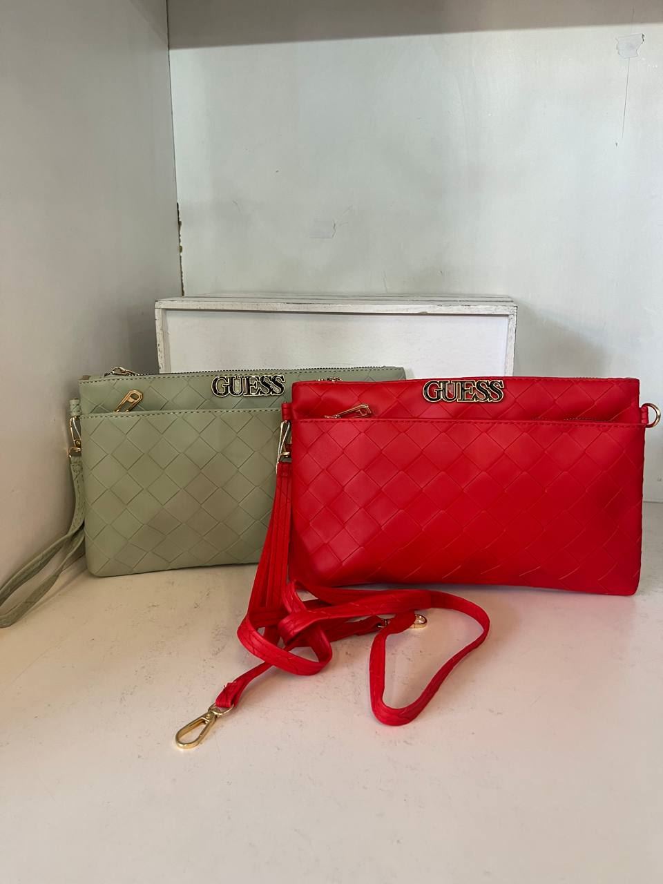 Bolso de mano Guess - Imagen 1
