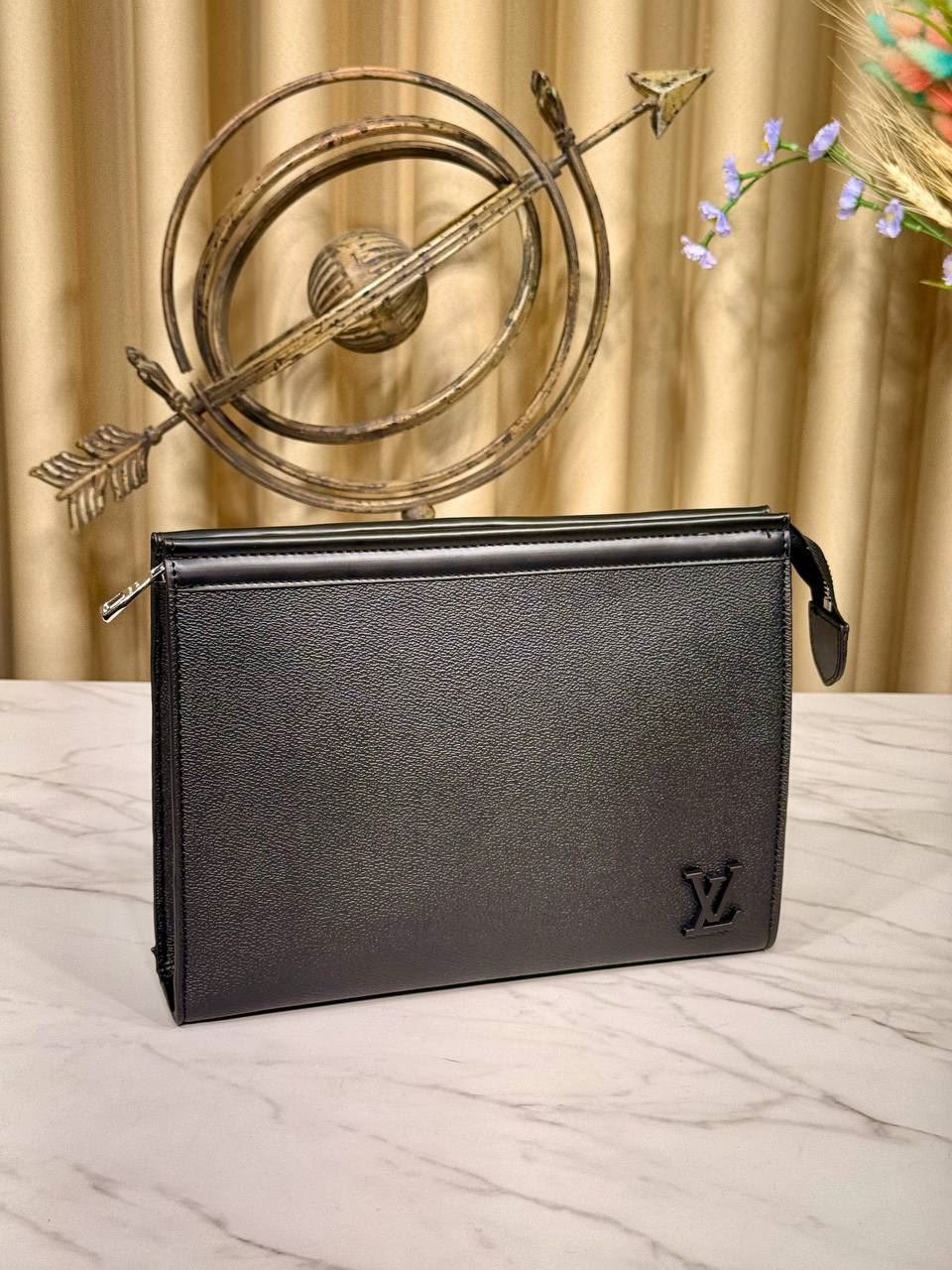 Bolso  de mano Louis Vuitton Pochette - Imagen 1