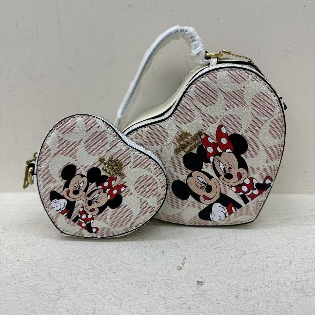 Bolso en forma de corazón Mickey y Minney Coach - Imagen 3