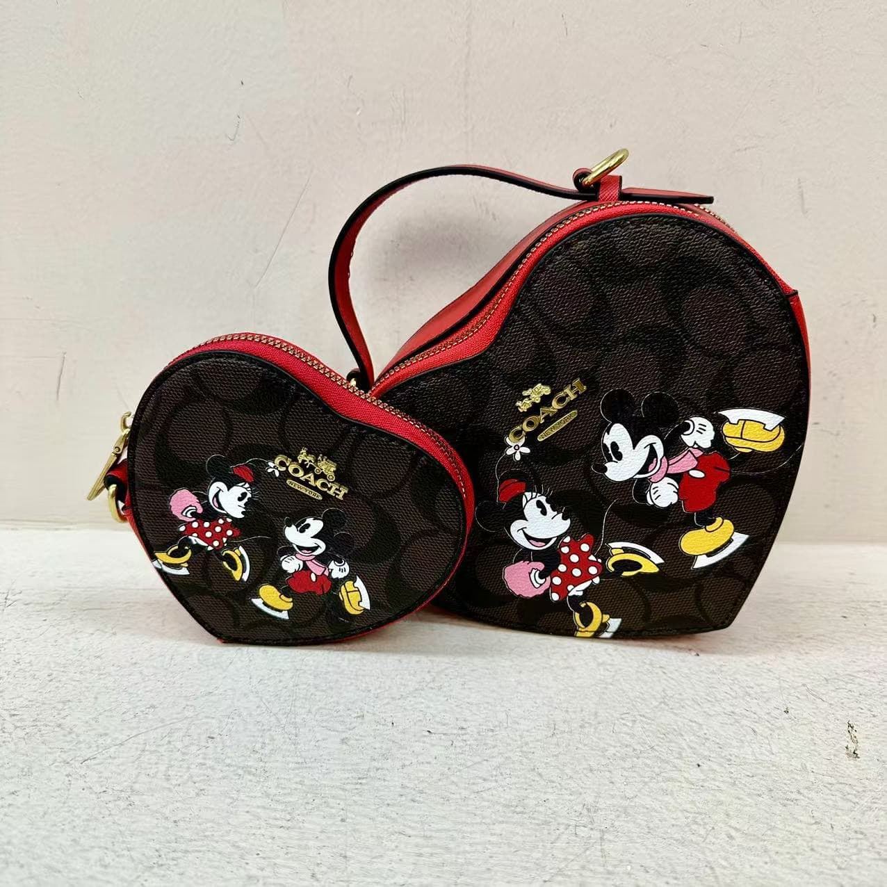 Bolso en forma de corazón Mickey y Minney Coach - Imagen 5