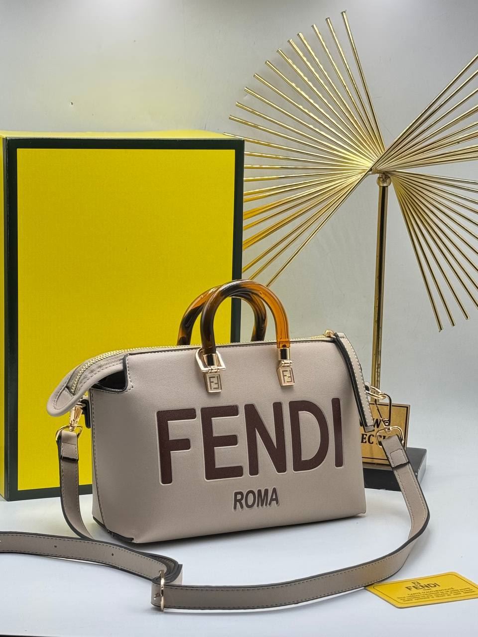 Bolso Fendi maxi - Imagen 2