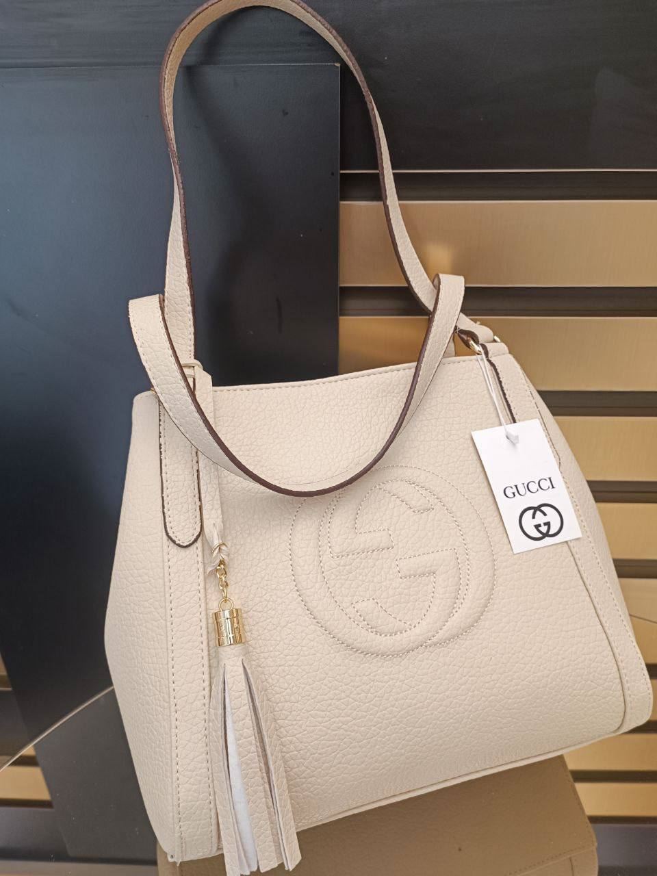 Bolso Gucci estampado - Imagen 1