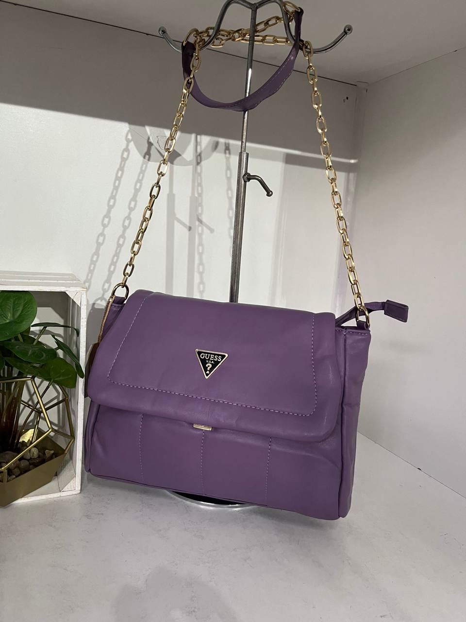 Bolso Guess amplio - Imagen 1