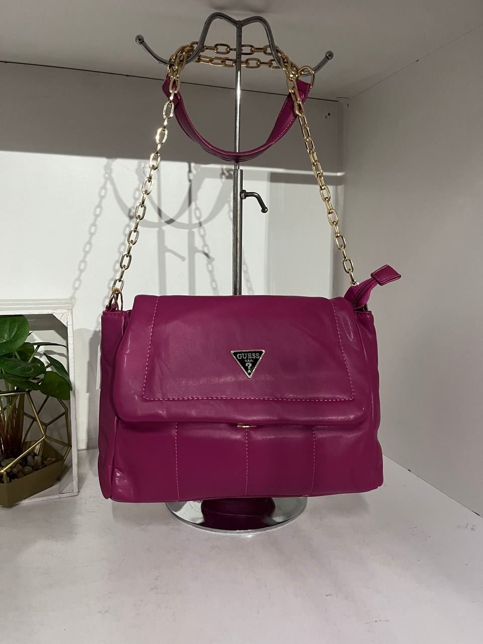 Bolso Guess amplio - Imagen 3
