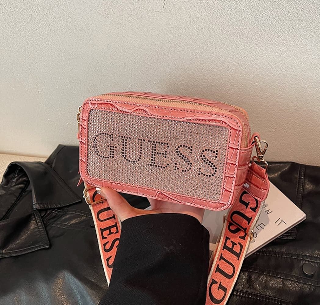 Bolso Guess brillante - Imagen 1