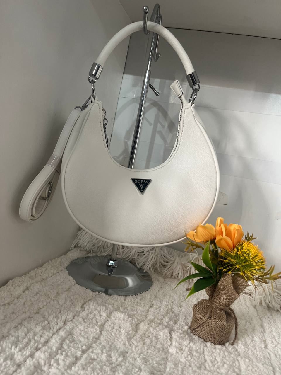 Bolso Guess circular - Imagen 1