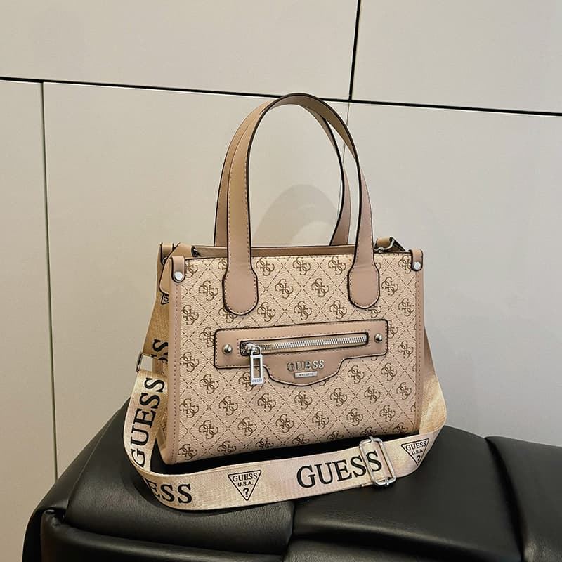 Bolso Guess con asa bordada - Imagen 7