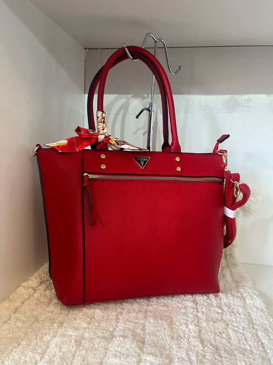 Bolso Guess con pañuelo - Imagen 8