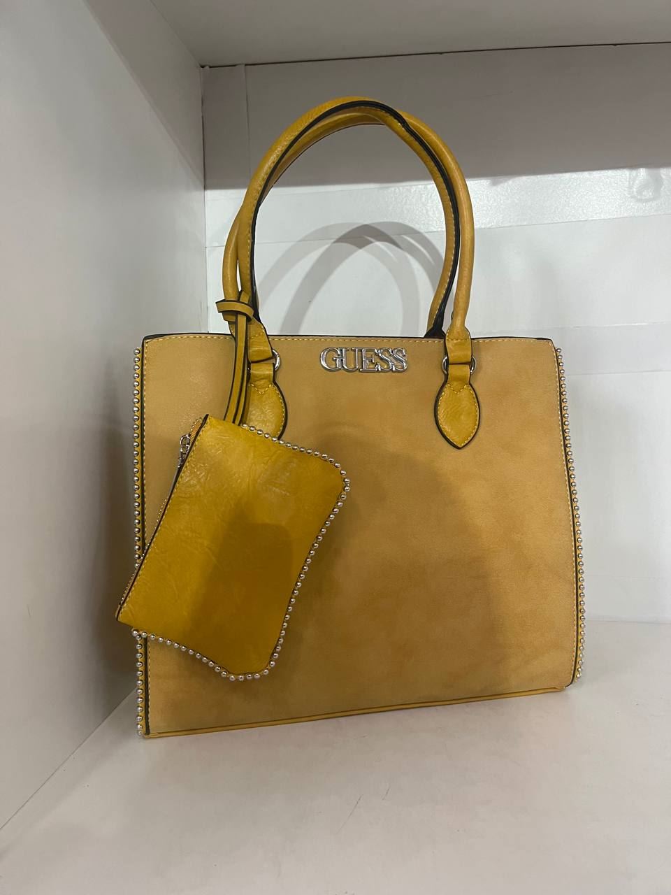 Bolso Guess de dos piezas - Imagen 4