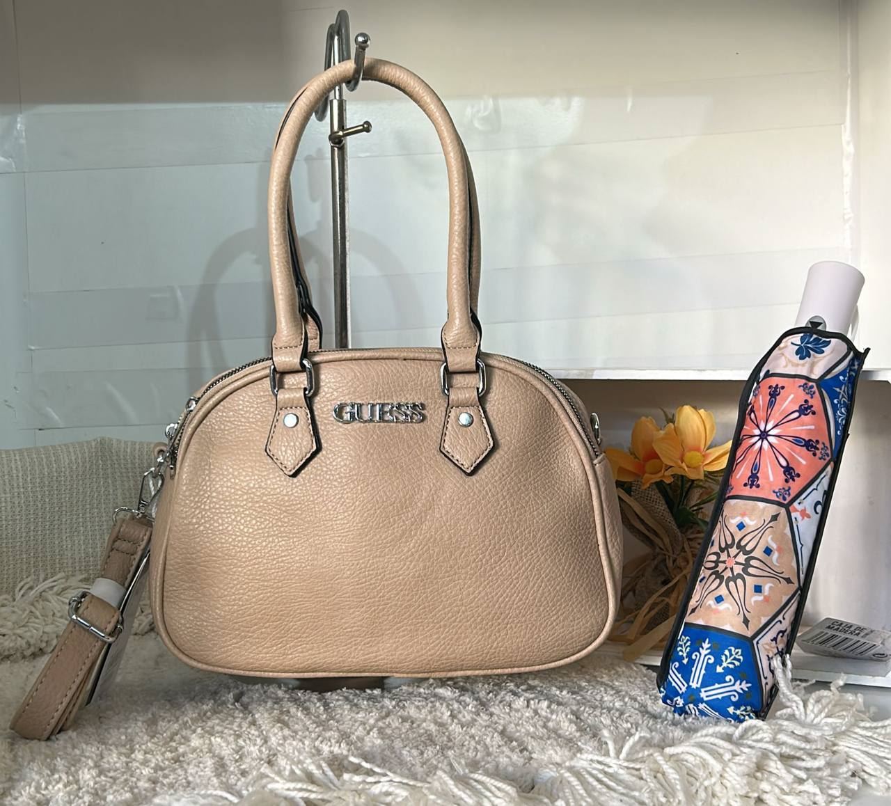 Bolso Guess Dome satchel - Imagen 2