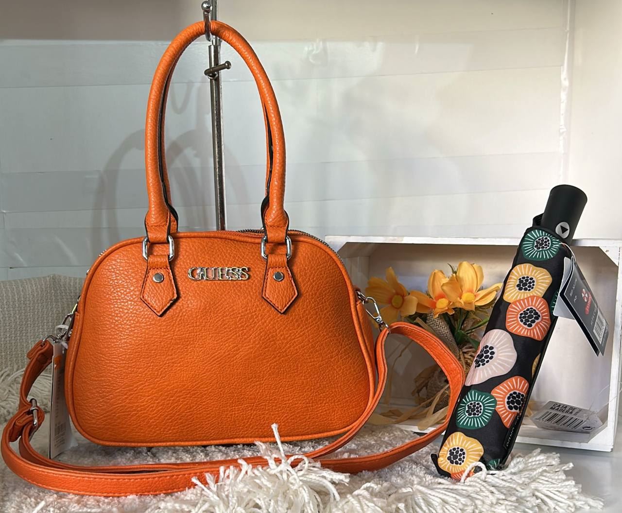 Bolso Guess Dome satchel - Imagen 5
