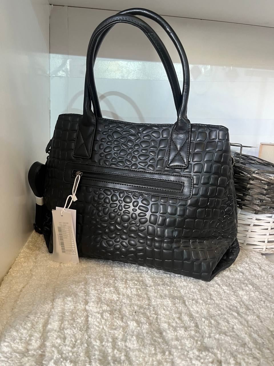 Bolso Guess piel de coco - Imagen 2