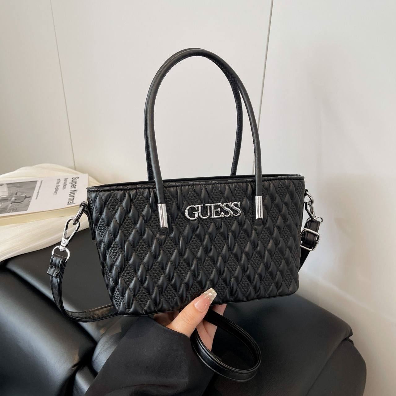Bolso Guess satchel - Imagen 4