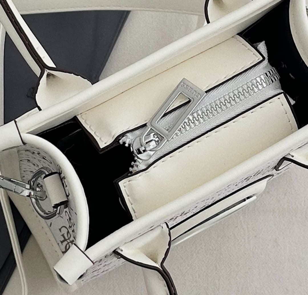 Bolso Guess vertical - Imagen 2