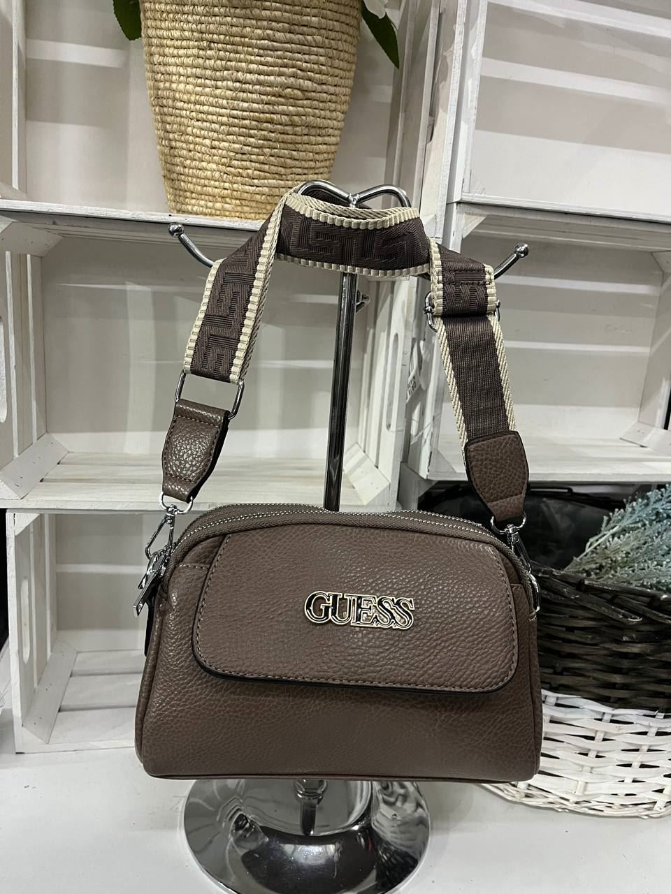 Bolso Guess - Imagen 4