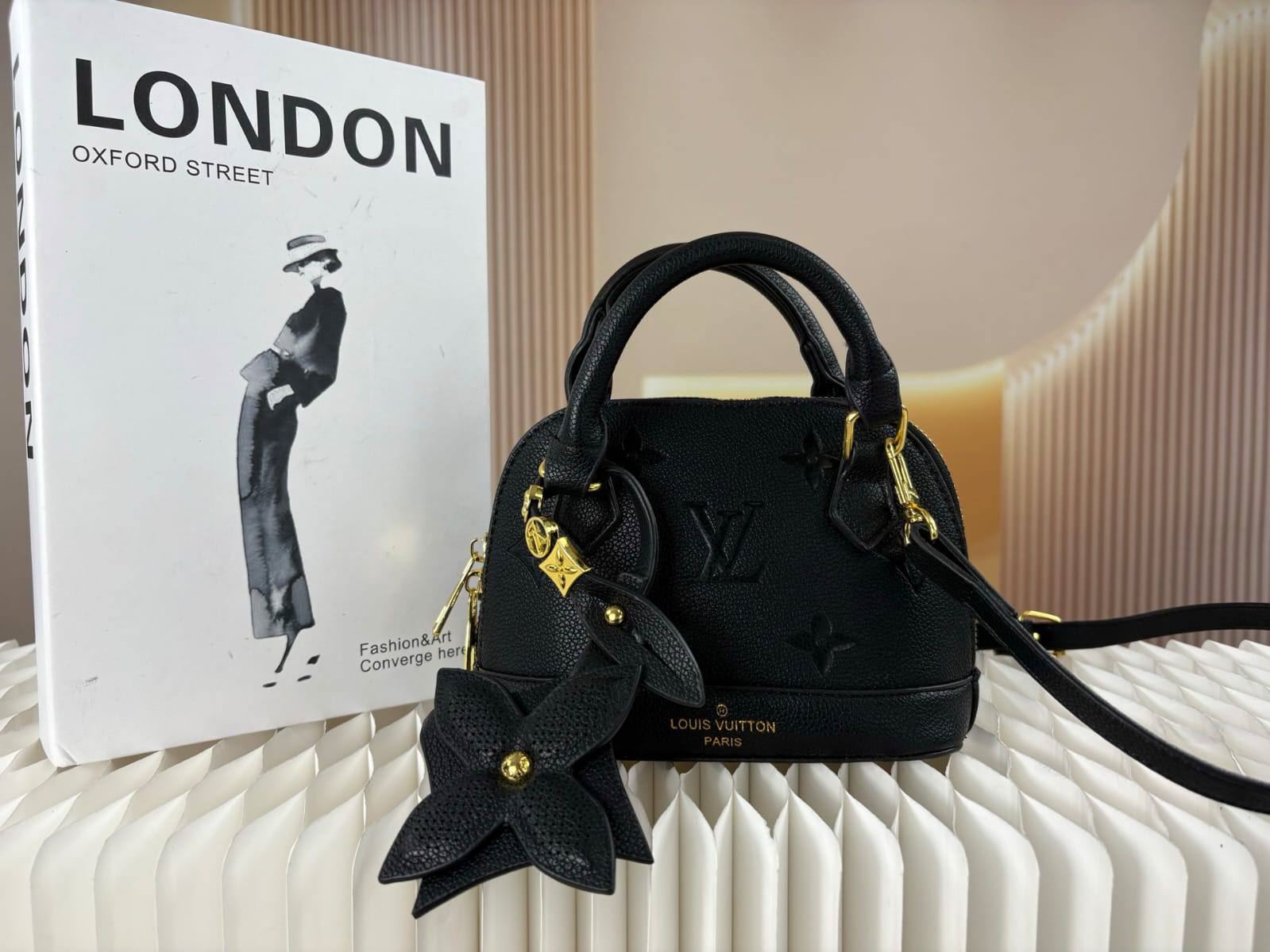 Bolso Louis Vuitton Alma Bb - Imagen 3