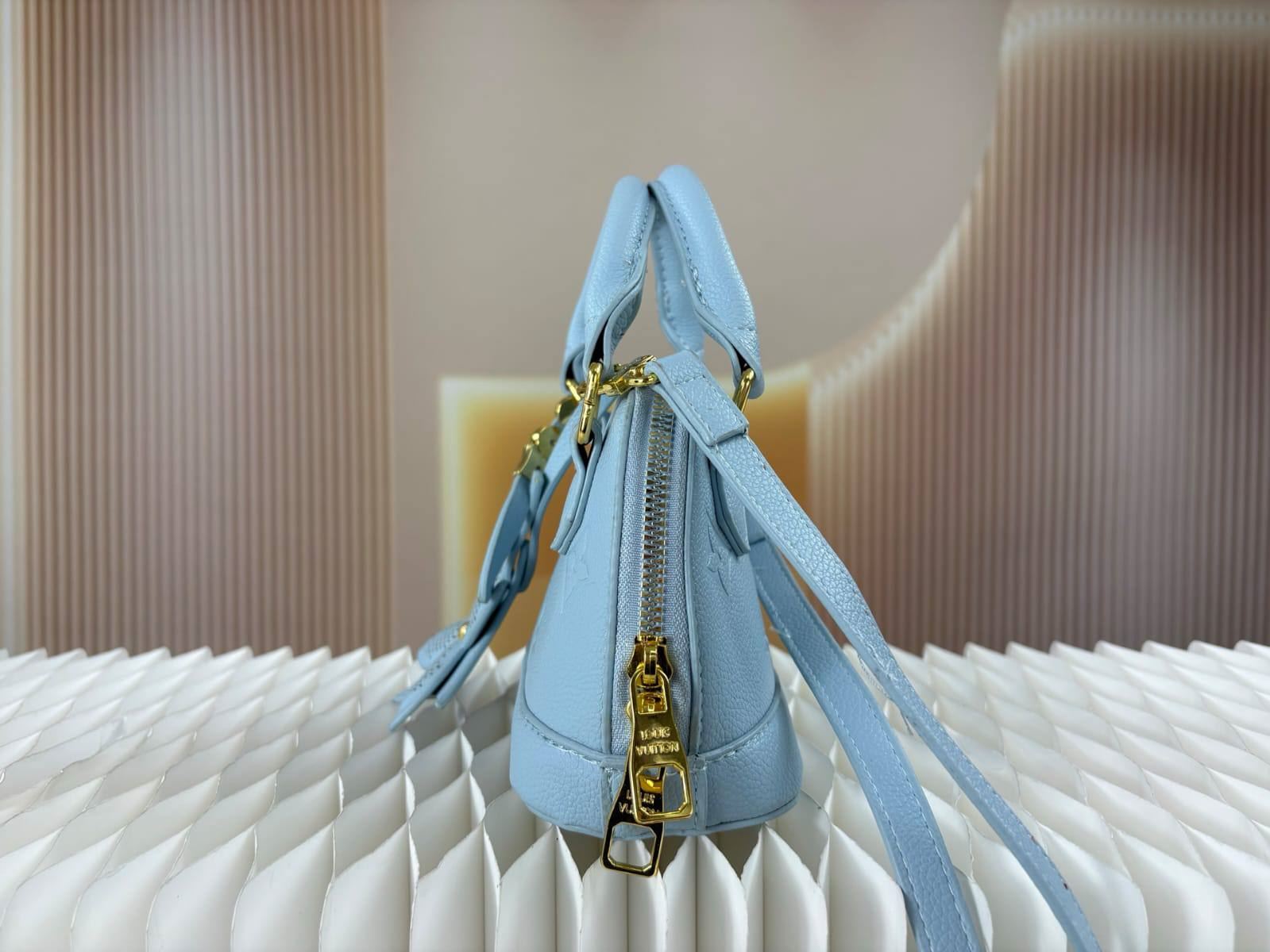 Bolso Louis Vuitton Alma Bb - Imagen 5