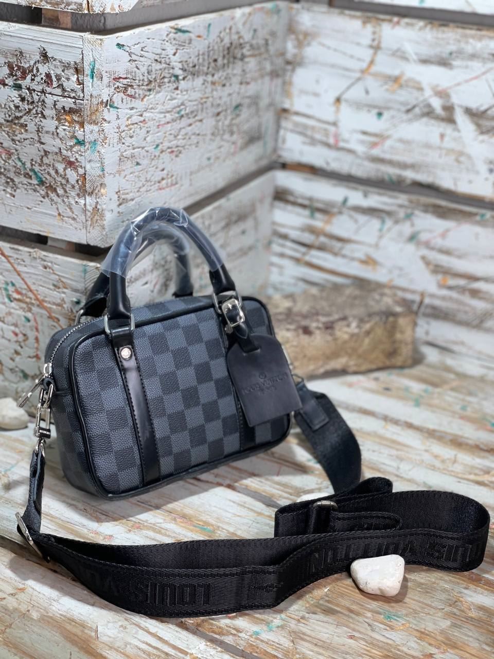 Bolso Louis Vuitton con asa de mano - Imagen 2