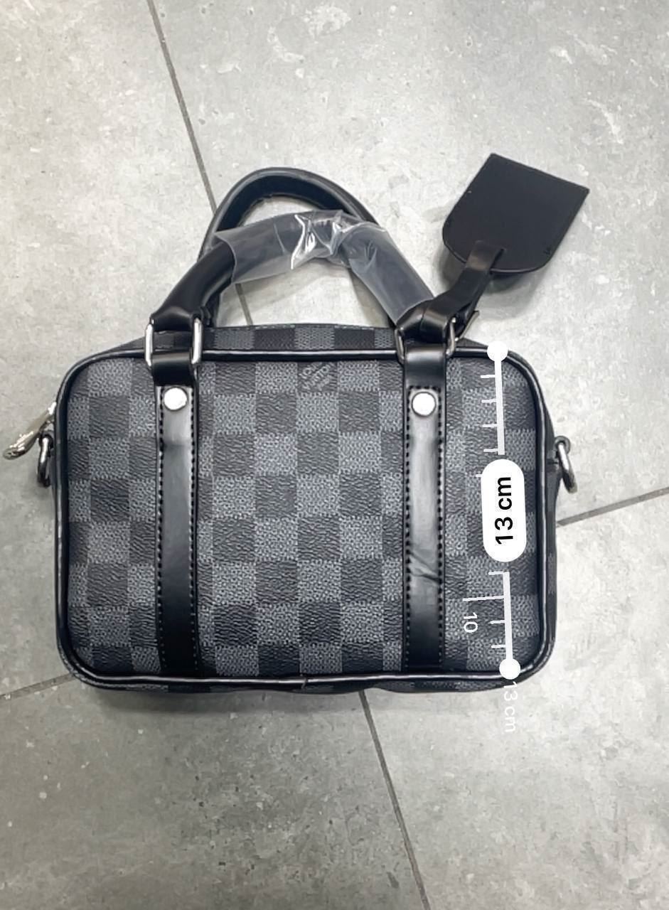 Bolso Louis Vuitton con asa de mano - Imagen 5