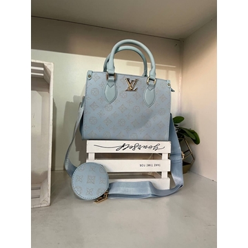 Bolso Louis Vuitton con monedero - Imagen 2