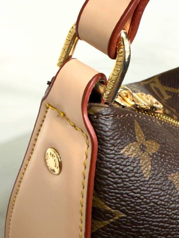 Bolso Louis Vuitton crossbody - Imagen 9