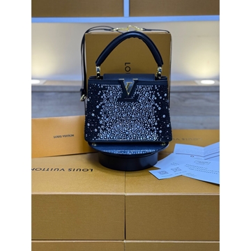 Bolso Louis Vuitton de pedrería - Imagen 1