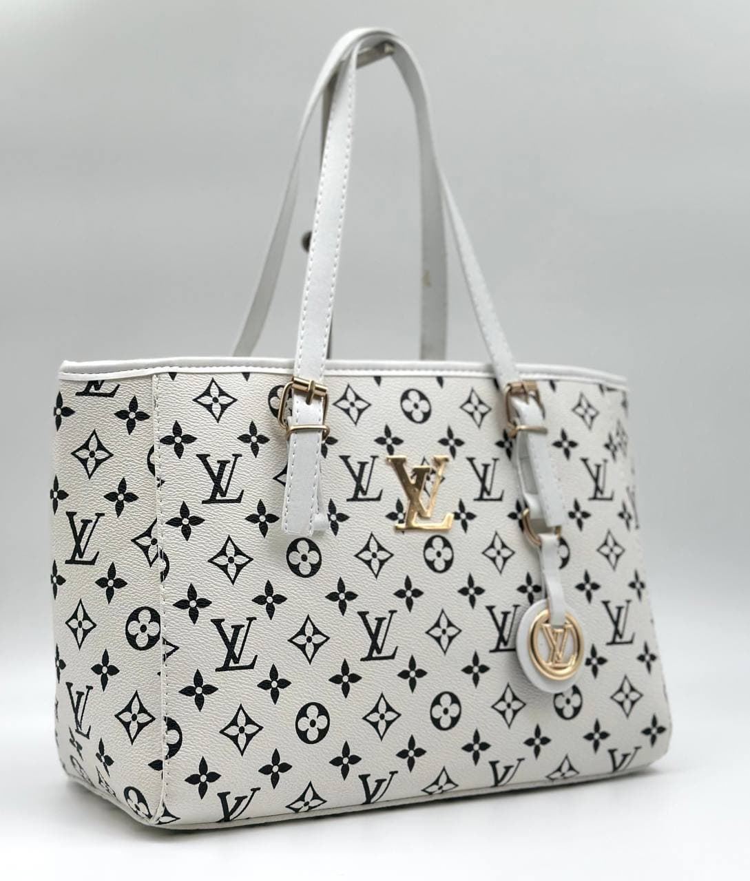 Bolso Louis Vuitton estampado - Imagen 5