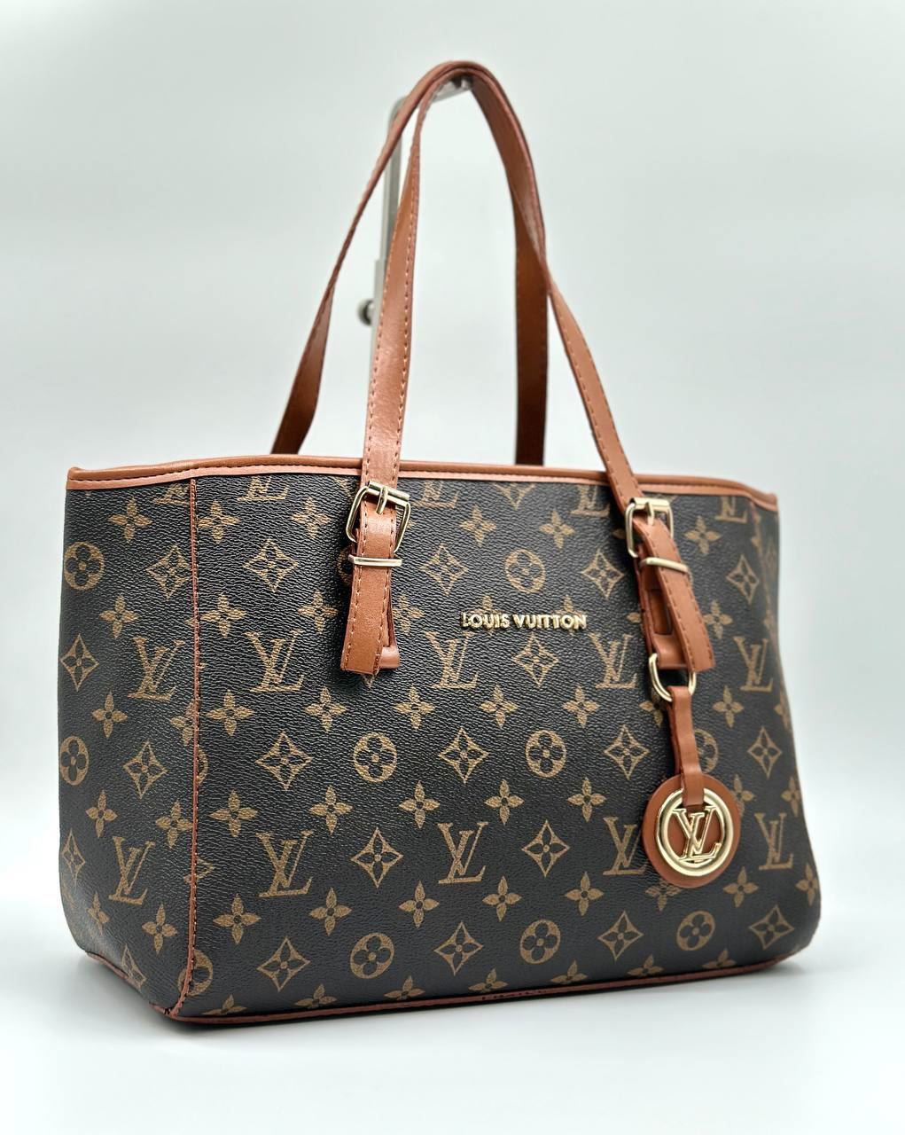 Bolso Louis Vuitton estampado - Imagen 6